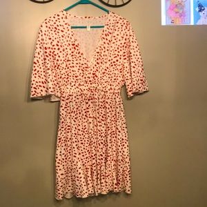Large. Drawstring waist, dots print. Short sleeve mini dress